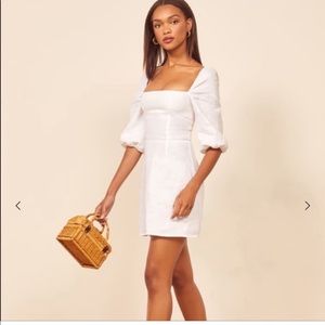 100% AUTHENTIC BRAND NEW WITH TAGS Reformation White Linen Hampstead Dress